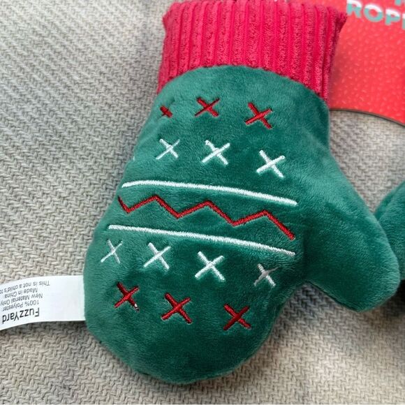 Holiday Mittens Dog Toy NWT Christmas Gift Puppy Squeaky Crinkle - Picture 2 of 6